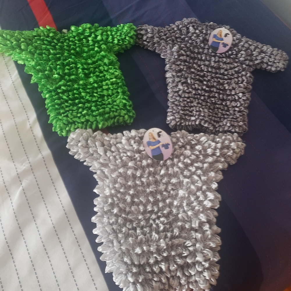 3 tops